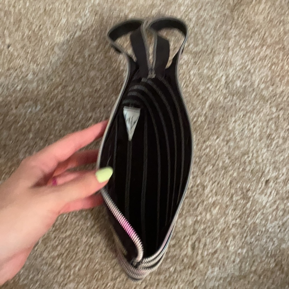 Purse - Picture 2 of 3